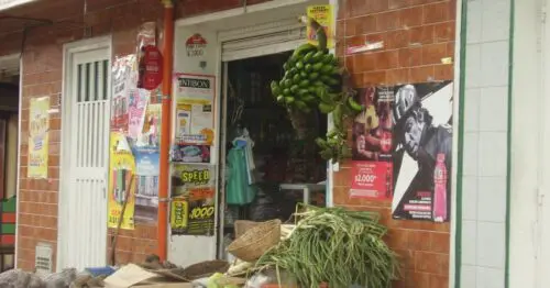 TIENDA DE BARRIO CALLE 41 CON 30 TIENDA DE BARRIO CALLE 41 CON 30